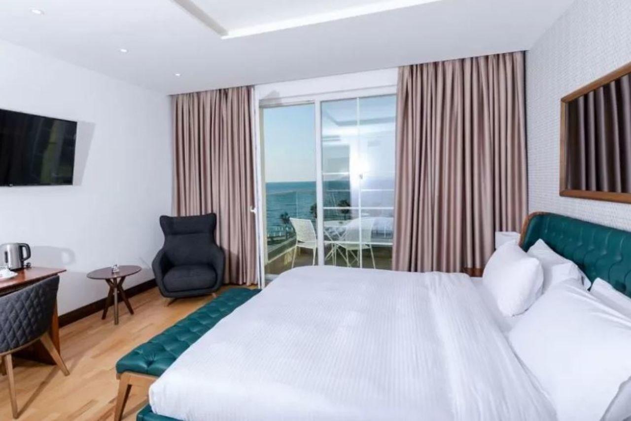 Prestige Resort Durres Qerret Exteriér fotografie