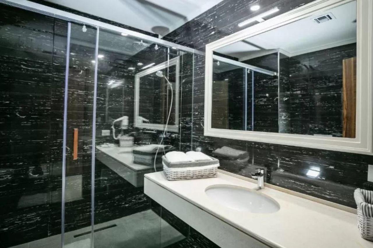 Prestige Resort Durres Qerret Exteriér fotografie