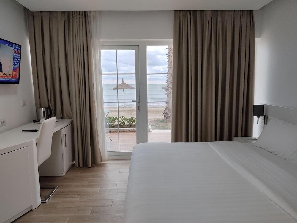 Prestige Resort Durres Qerret Exteriér fotografie