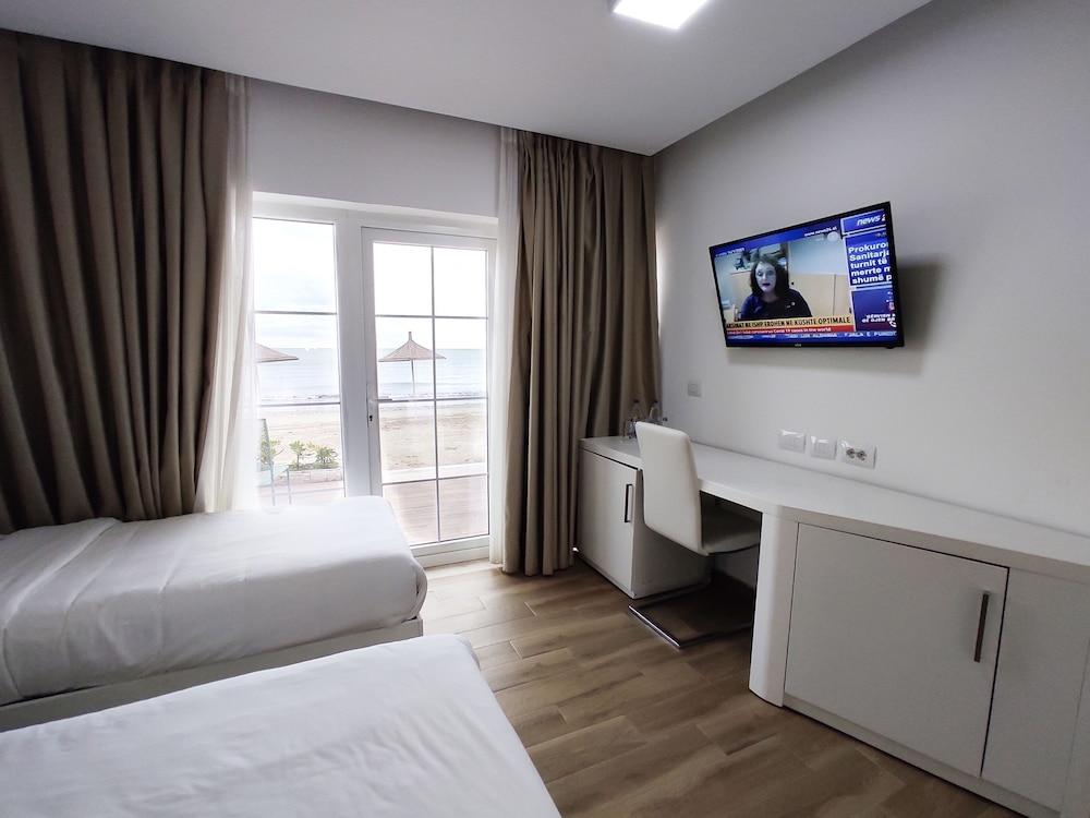 Prestige Resort Durres Qerret Exteriér fotografie