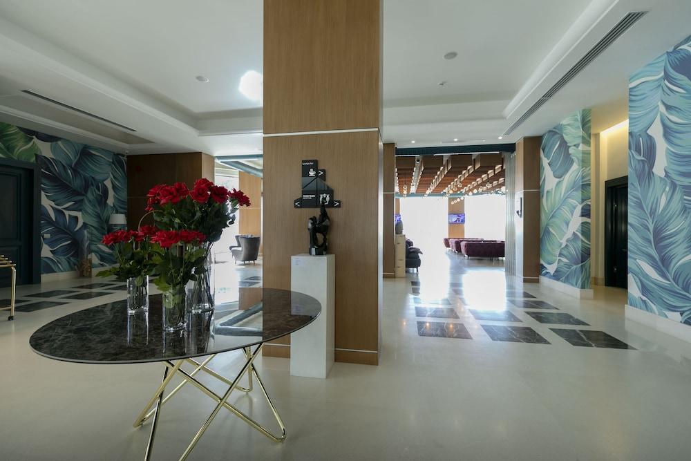 Prestige Resort Durres Qerret Exteriér fotografie