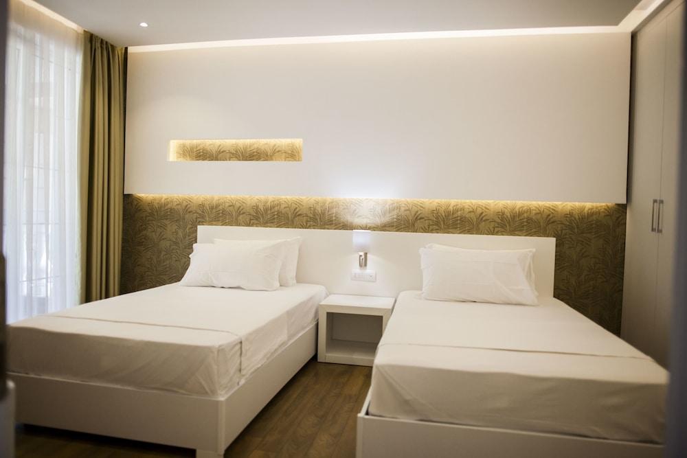 Prestige Resort Durres Qerret Exteriér fotografie