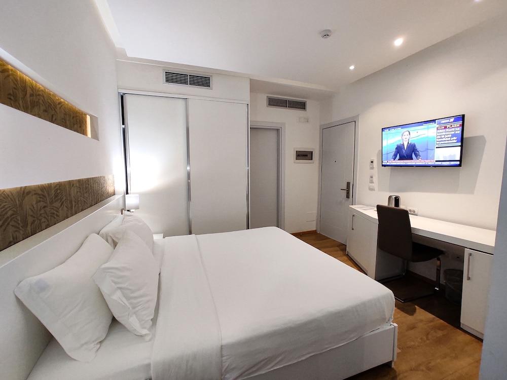 Prestige Resort Durres Qerret Exteriér fotografie